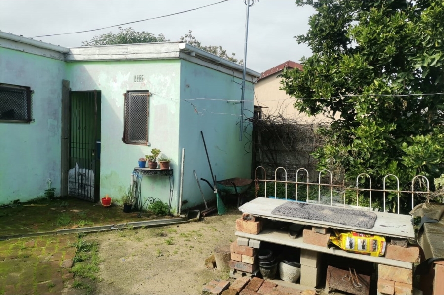 2 Bedroom Property for Sale in Groenheuwel Western Cape